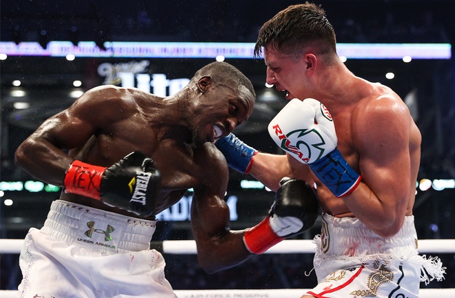 Souleymane Cissokho edged past Kieron Conway by split decision to claim the WBA Inter-Continental Super Welterweight title Photo Credit: Ed Mulholland/Matchroom