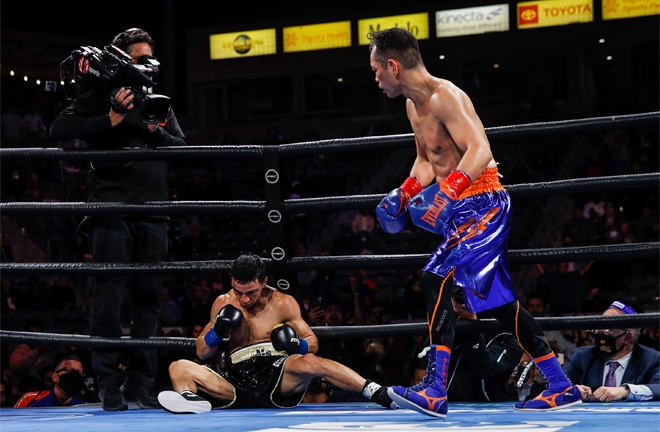 Donaire knocked down Oubaali three times Photo Credit: Esther Lin/SHOWTIME