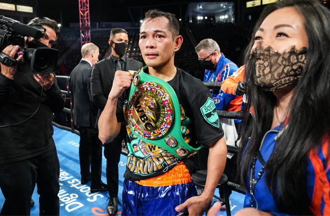 Donaire became world champion once again Photo Credit: Sean Michael Ham/TGB Promotions