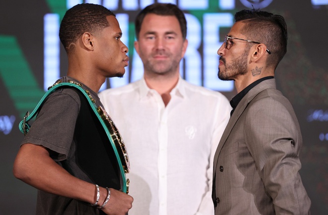 Haney and Linares came face-to-face at Thursday's press conference Photo Credit: Ed Mulholland/Matchroom