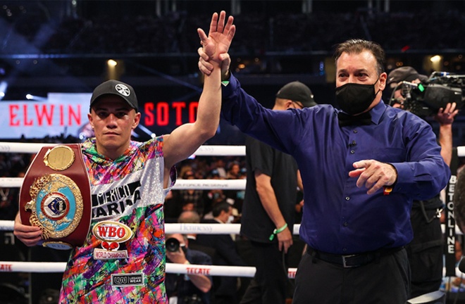 Soto retained his WBO Light Flyweight title Photo Credit: Ed Mulholland/Matchroom