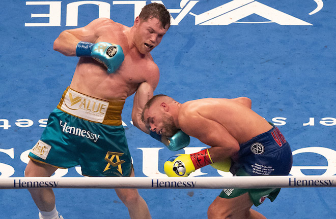 Canelo caught Saunders with an uppercut which broke his eye socket Photo Credit: Michael Owens/Matchroom