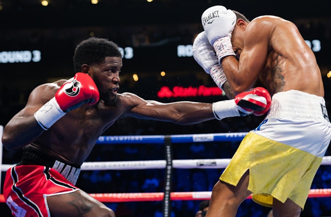 Erickson Lubin closed in on another world title shot with victory over Jeison Rosario Ryan Hafey / Premier Boxing Champions