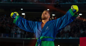 Billy Joe Saunders says he is currently 50-50 on whether he will return to boxing and will speak with his father to make a concrete decision Photo Credit: Michelle Farsi/Matchroom