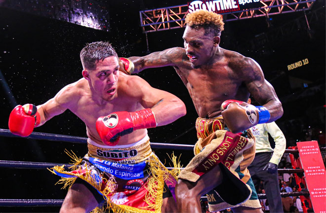 Charlo rallied in the latter stages and had Castano hurt during the tenth round Photo Credit: Leo Wilson / Premier Boxing Champions