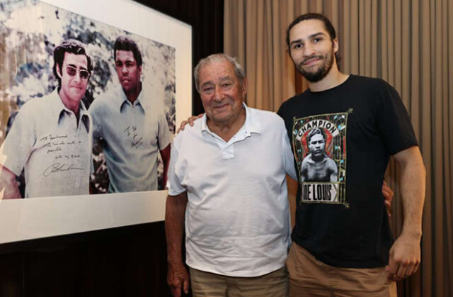 Nico Ali Walsh alongside Bob Arum who promoted 27 of his grandfather's bouts Photo Credit: Mikey Williams/Top Rank