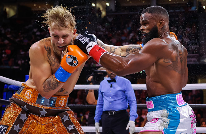 Woodley rocked Paul in the fourth round Photo Credit: Amanda Westcott/SHOWTIME