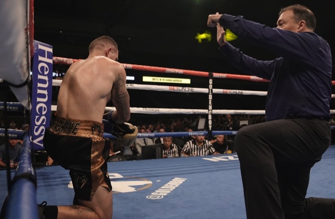 Ortiz Jr knocked Kavaliauskas down five times Photo Credit: Kevin Estrada/Golden Boy Promotions