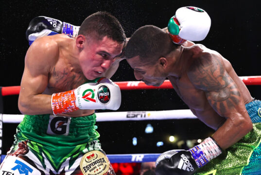 Oscar Valdez dug deep against Robson Conceição to show a heart of a champion and retain his WBC junior lightweight title. Photo Credit: Top Rank Boxing.