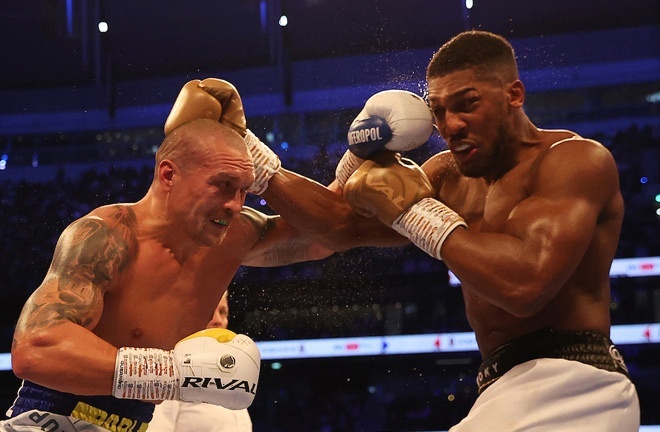 Usyk beat Joshua on points to become unified heavyweight world champion in September Photo Credit: Mark Robinson/Matchroom Boxing