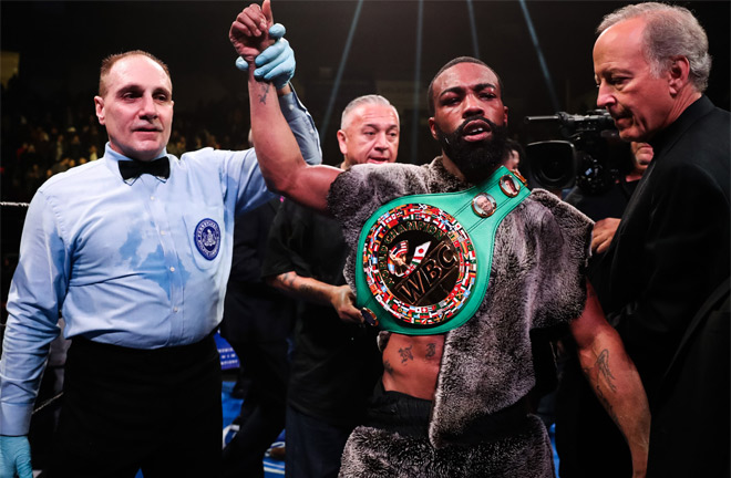 Russell Jr makes a sixth defence of his WBC crown Photo Credit: Amanda Westcott/SHOWTIME