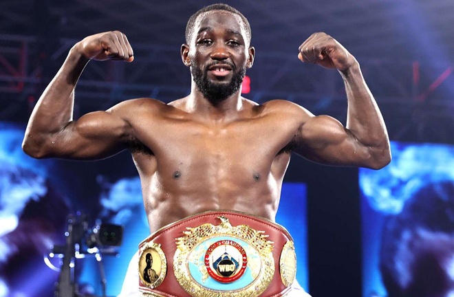 Terence Crawford holds the WBO title Photo Credit: Mikey Williams/Top Rank