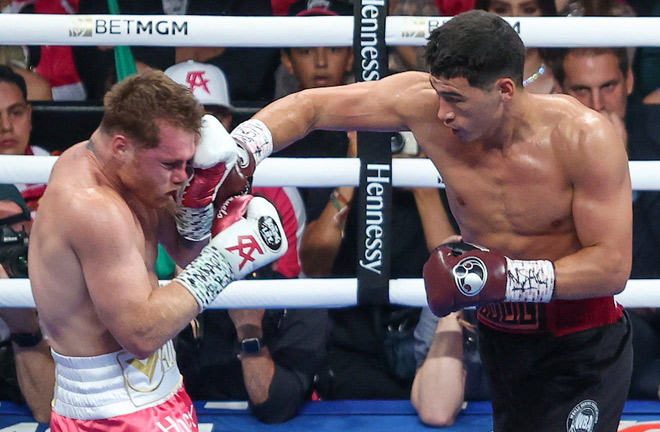 Canelo fell short in his attempt to dethrone Bivol earlier this month Photo Credit: Melina Pizano/Matchroom