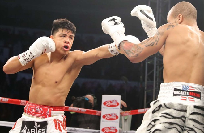 Munguia halted Ballard in three rounds in February Photo Credit: Golden Boy / Zanfer