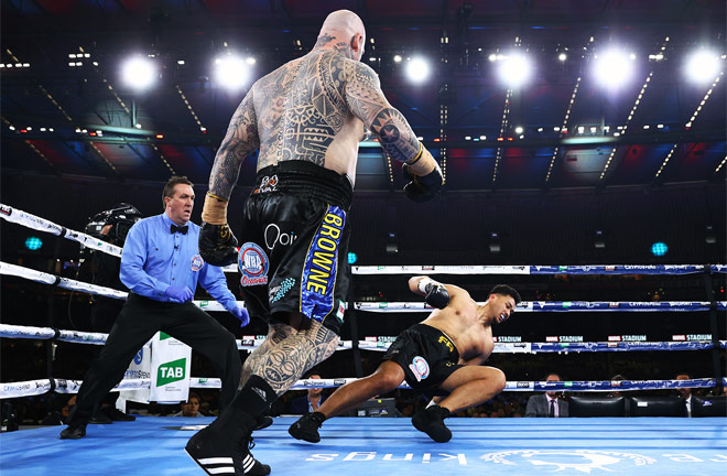 Browne stopped Fa in one round Photo Credit: Mikey Williams / Top Rank via Getty Images