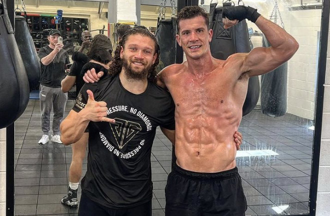 Good sparring with another undefeated middleweight, Nathan Heaney.  Photo: @joshdiamondgooding