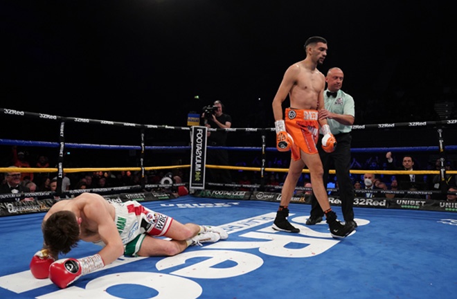 Sheeraz knocked out Smith in two rounds in March Photo Credit: Queensberry Promotions
