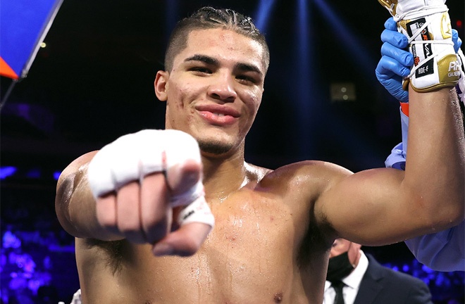 Zayas looks to extend his unbeaten streak Photo Credit: Mikey Williams / Top Rank via Getty Images