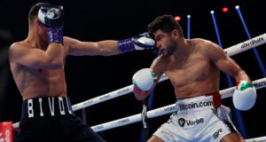 Dmitry Bivol puts a masterclass off to see of Gilberto Ramirez. Photo Credit: Matchroom Boxing