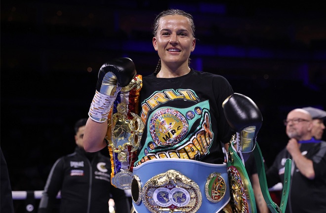 Cameron looks to add to her two world title belts Photo Credit: Mark Robinson/Matchroom Boxing