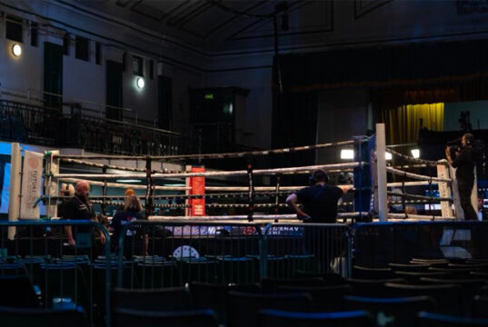 Harlem Eubank eased passed Tom Farrell as Liam Williams also made a successful comeback last night at London's York Hall. Photo Credit: Kalle and Nisse Sauerland (Twitter).