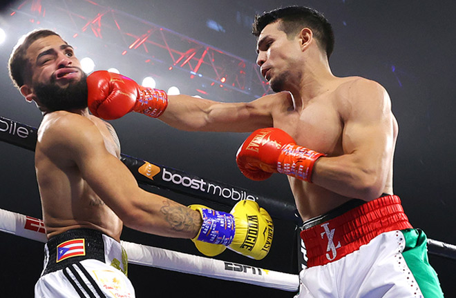 Zepeda blasted out Vargas in one round last October Photo Credit: Mikey Williams / Top Rank via Getty Images