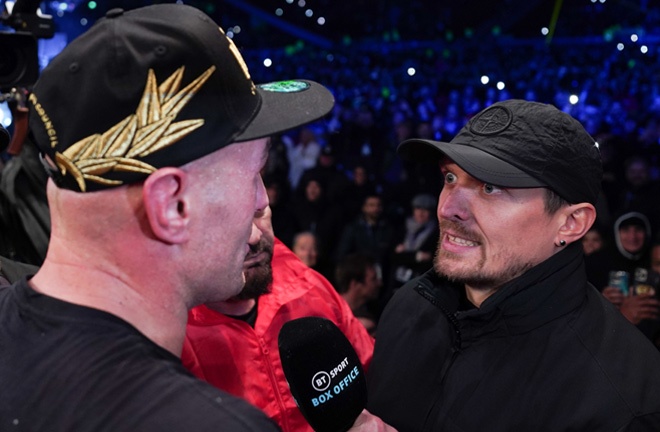 Fury taunted Usyk at ringside Photo Credit: Queensberry Promotions