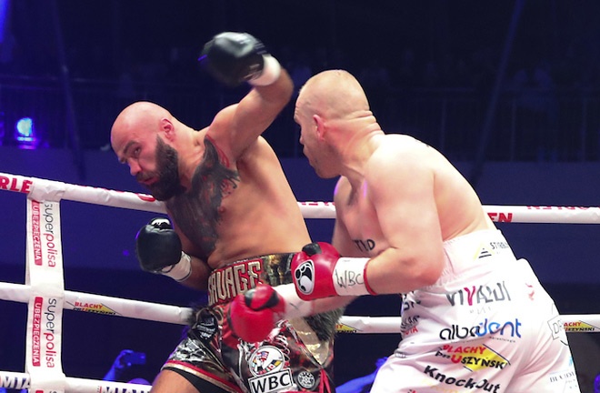 Lukasz Rozanski stunned Alen Babic with a ruthless first round knockout in Poland Photo Credit: BOXXER / Lawrence Lustig