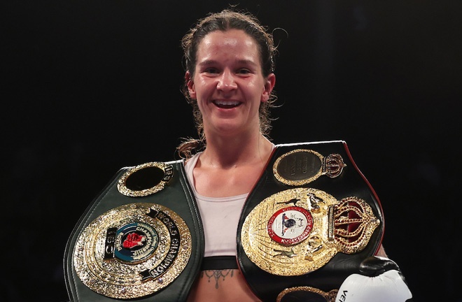 Harper defends her WBA super welterweight world title against Braekhus Photo Credit: Mark Robinson/Matchroom Boxing