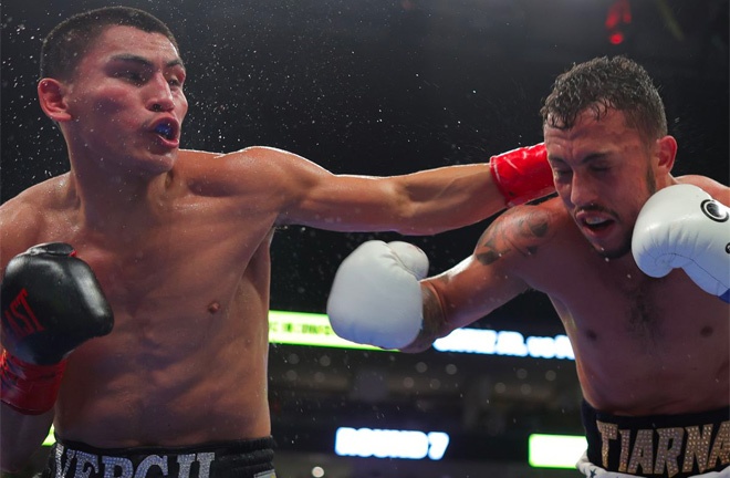 Schofield-Rhodes was elevated to main event after Ortiz Jr was forced to pull out of his fight with Stanionis Photo Credit: Golden Boy