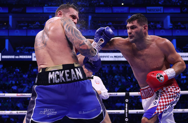 Hrgovic stopped McKean in the final round.  Photo: Mark Robinson/Matchroom Boxing