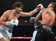 In his cruiserweight debut, Zurdo Ramírez defeated Joe Smith Jr. via unanimous decision. Photo Credit: DAZN.