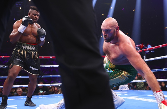 Ngannou knocked down Fury in the third round Photo Credit: Mikey Williams/Top Rank via Getty Images