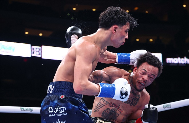 Junaid Bostan didn't have things all his own way against Gordie Russ II last time out (Credit: Ed Mulholland / Matchroom)