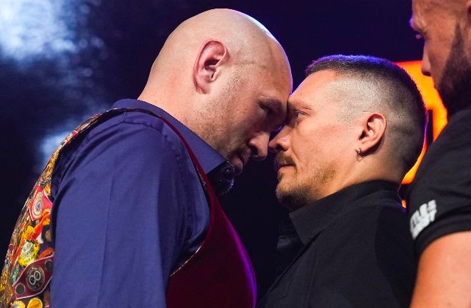 Fury faces Usyk on February 17 in Saudi Arabia for the undisputed heavyweight championship Photo Credit: Top Rank