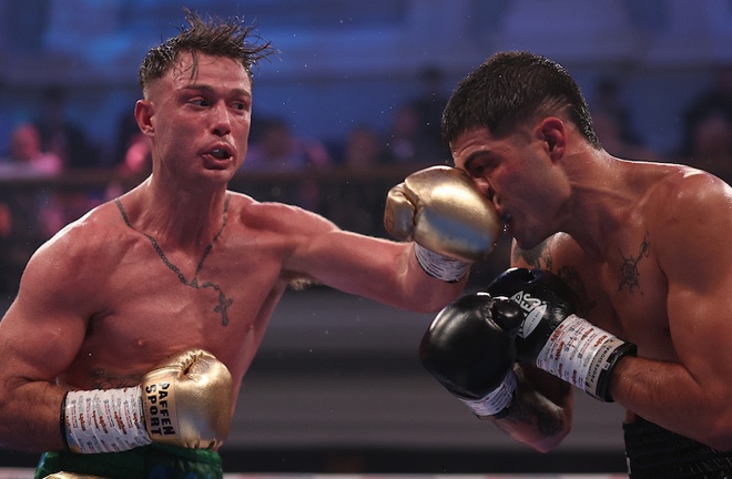 Donovan weathered a slight storm to halt Herrera Photo Credit: Mark Robinson/Matchroom Boxing