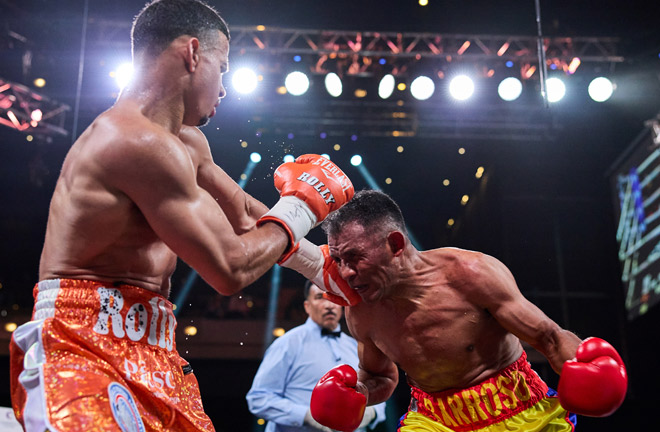 Romero controversially stopped Barroso back in May (Photo Credit: Esther Lin/SHOWTIME)