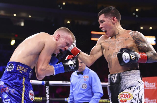 On Friday, Oscar Valdez defeated Liam Wilson in the seventh round in Arizona.  Photo: Mikey Williams/Top Rank