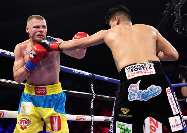 Navarrete fell short against Berinchyk Photo Credit: Top Rank Boxing.