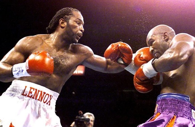 Lewis and Holyfield had to settle for a draw in the first of two uncontested fights (Image source: AFP)