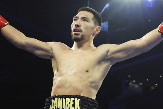 Janibek Alimkhanuly retained his IBF middleweight crown with a ninth round stoppage over Andrei Mikhailovich in Sydney on Friday Photo Credit: Mikey Williams/Top Rank