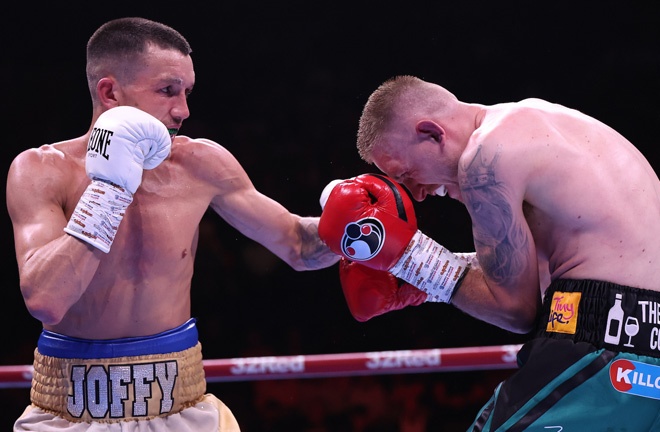 Davies saw off Walker Photo Credit: Leigh Dawney/Queensberry