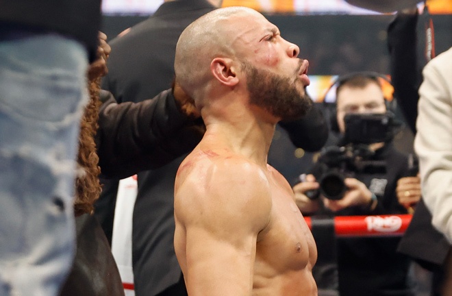 Eubank Jr celebrates after his triumph over Benn Photo Credit: Lawrence Lustig/BOXXER