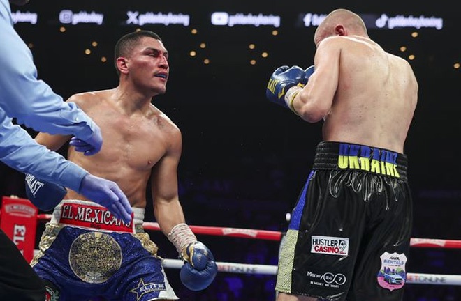 Bohachuk went the distance with Ortiz Jr Photo Credit: Golden Boy/ Cris Esqueda