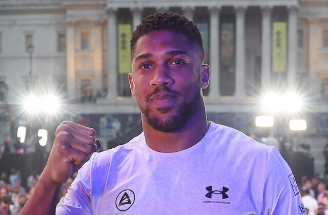 Barry Jones believes 'AJ' will be in control early in his clash with Jake Paul Photo Credit: Mark Robinson Matchroom Boxing Barry Jones believes 'AJ' will be in control early in his clash with Jake Paul Photo Credit: Mark Robinson Matchroom Boxing
