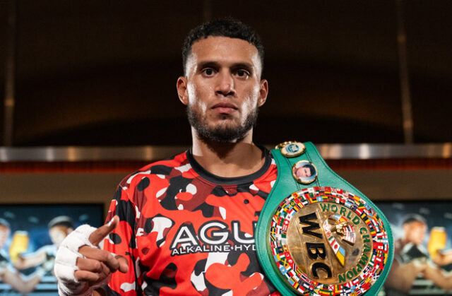 David Benavidez has been tipped to defeat Oleksandr Usyk by Jim Lampley Photo Credit: Ryan Hafey/Premier Boxing Champions David Benavidez has been tipped to defeat Oleksandr Usyk by Jim Lampley Photo Credit: Ryan Hafey/Premier Boxing Champions