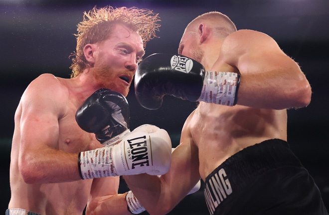 Cowling handed Bowen a first professional loss Photo Credit: Mark Robinson Matchroom Boxing