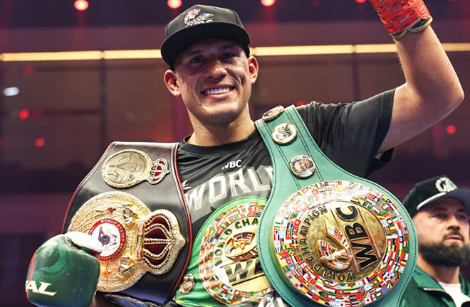 Benavidez retained his WBC and WBA light heavyweight world titles Photo Credit: Queensberry/Leigh Dawney