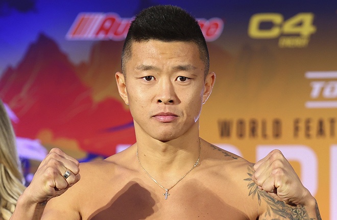 Khegai fights for a maiden world title Photo Credit: Mikey Williams/Top Rank