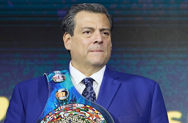 Sulaiman says 75% of Crawford's sanctioning fee would have gone to their charity Photo Credit: Mark Robinson Matchroom Boxing